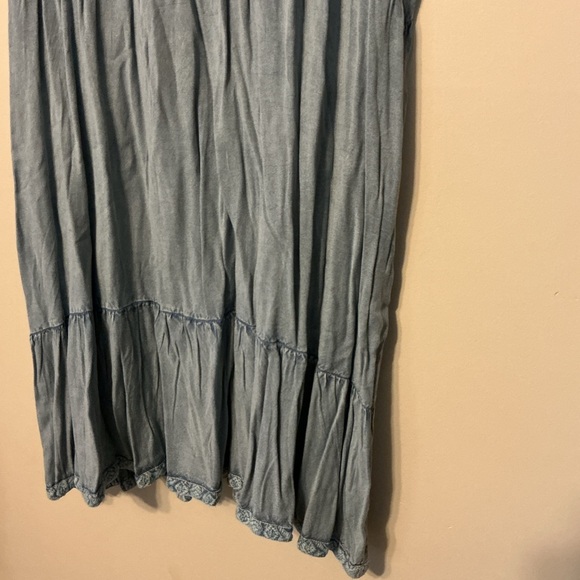 Solitaire Embroidered Dress - Picture 5 of 8